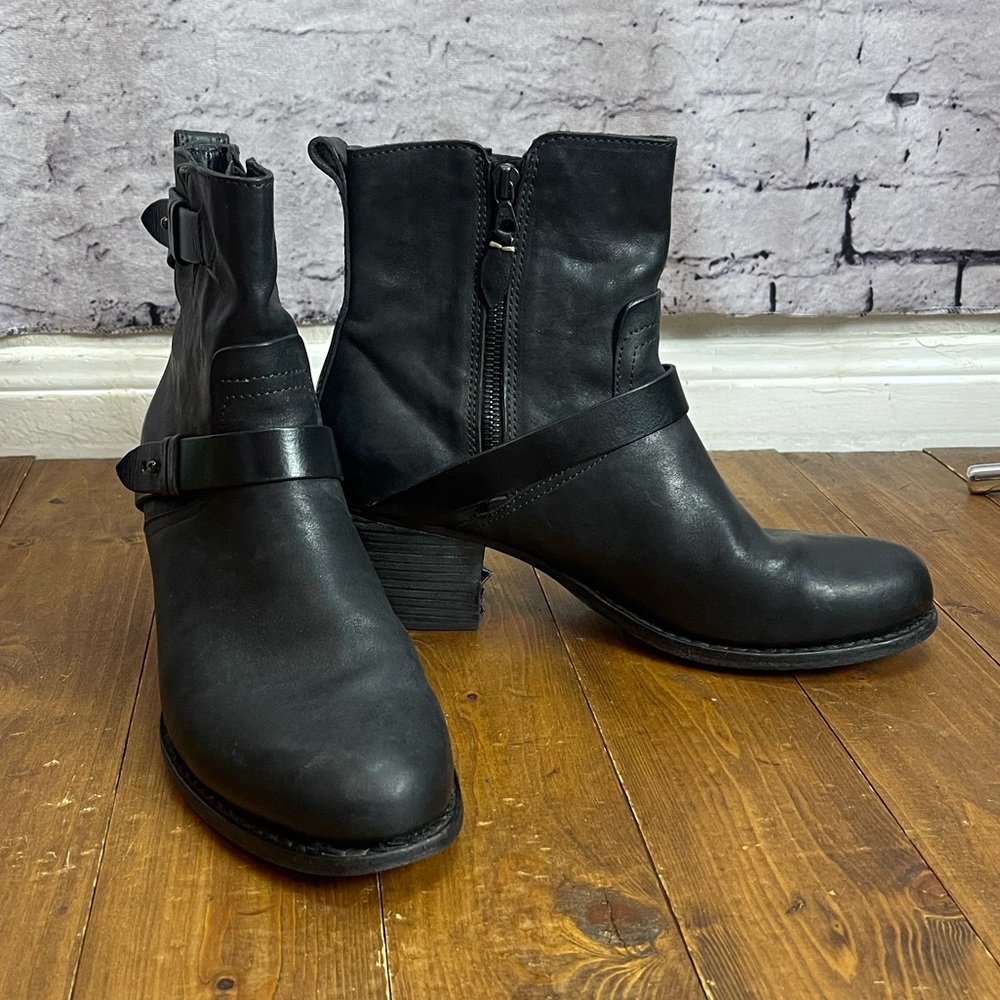 Rag & Bone size 40 US size 10 black leather Harper motorcycle boots